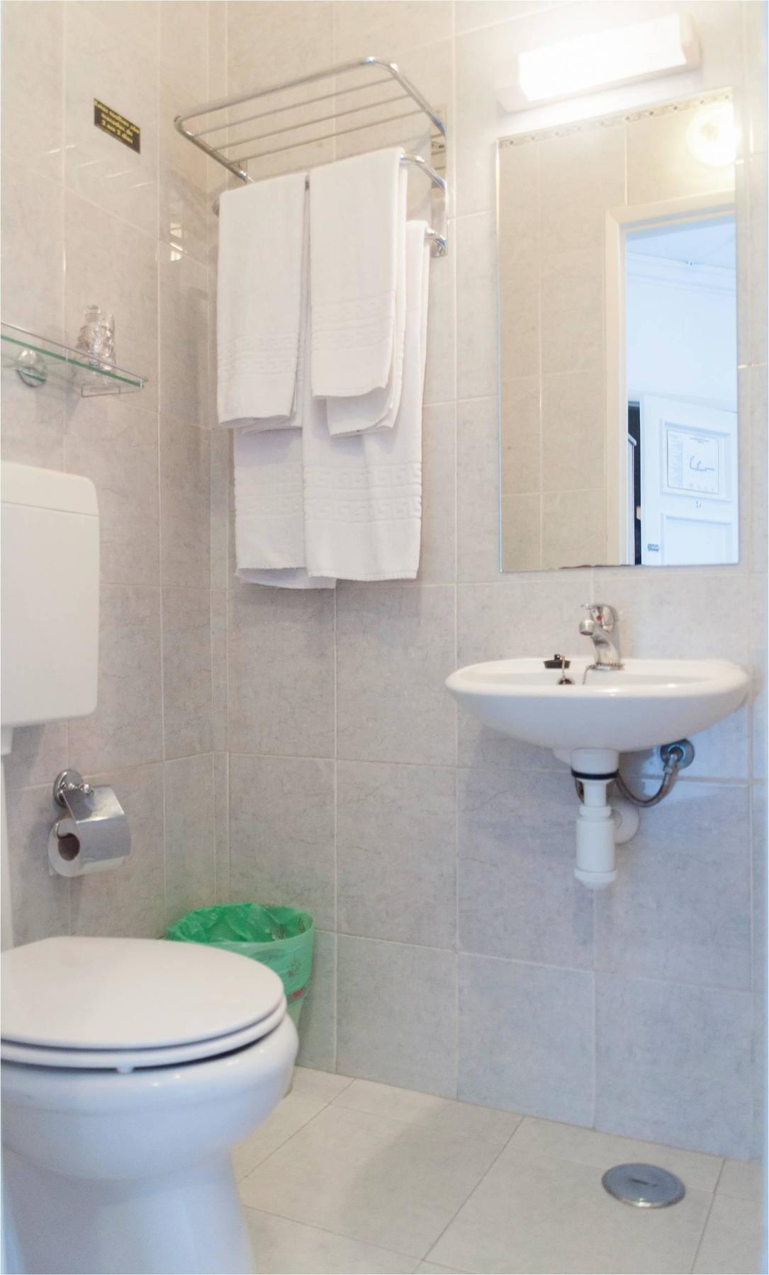 Residencial Caravela Hotel
