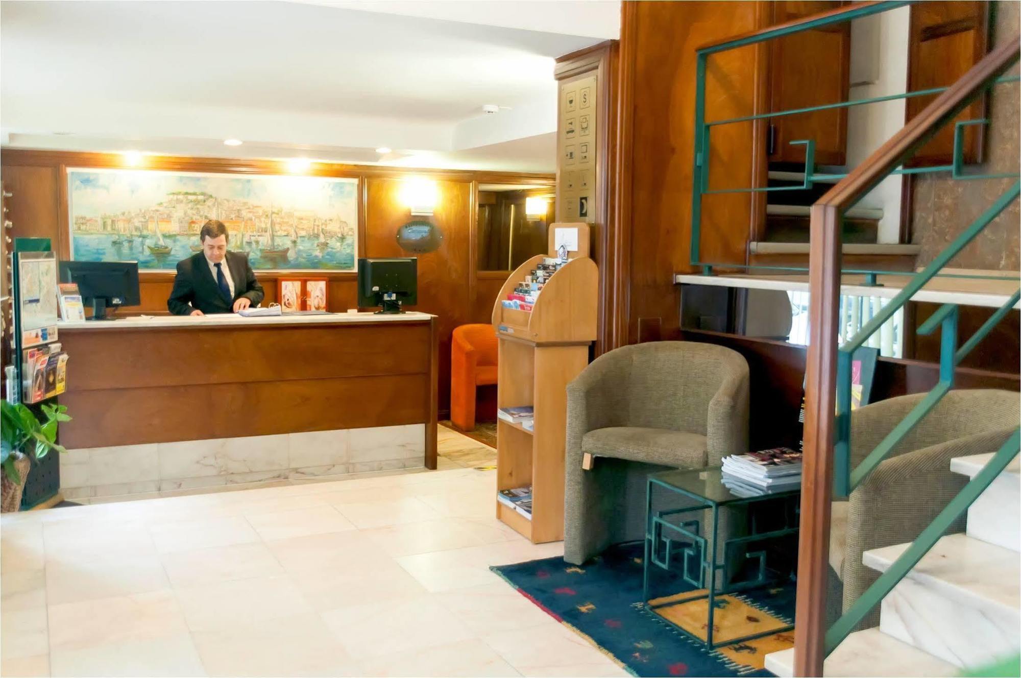 Residencial Caravela 2*